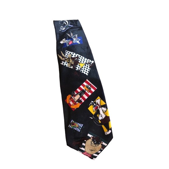 Vintage 1995 Looney Tunes Necktie Featuring Several Greats: Pepe, Daffy, Bugs… - Picture 1 of 12